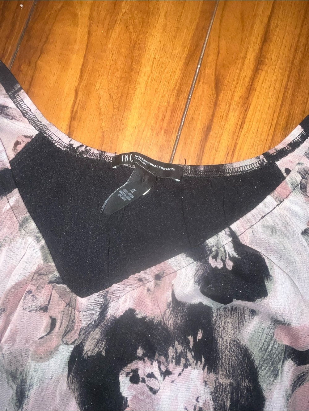 Five blouse bundle - Picture 7 of 16